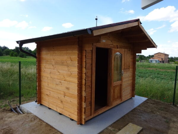 Casetta in legno 3x2 (34mm) con porta singola e finestra