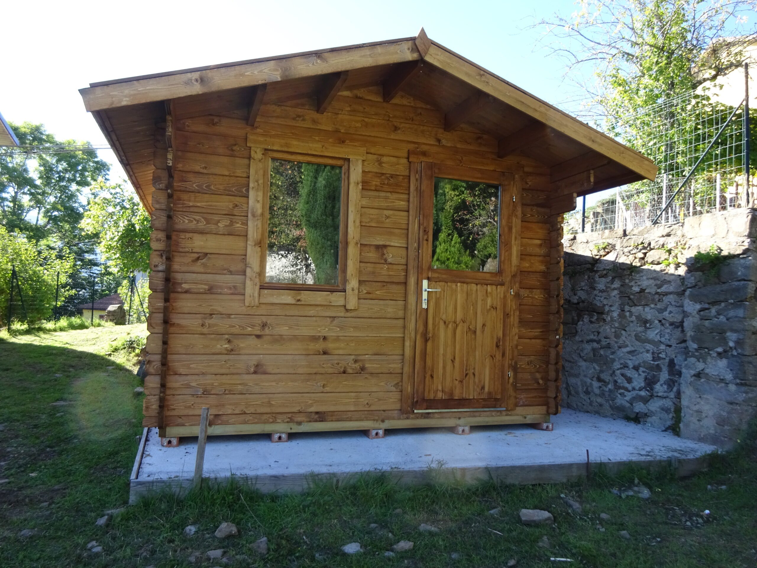 Casetta in legno 3x4 (34mm) con porta singola e finestra