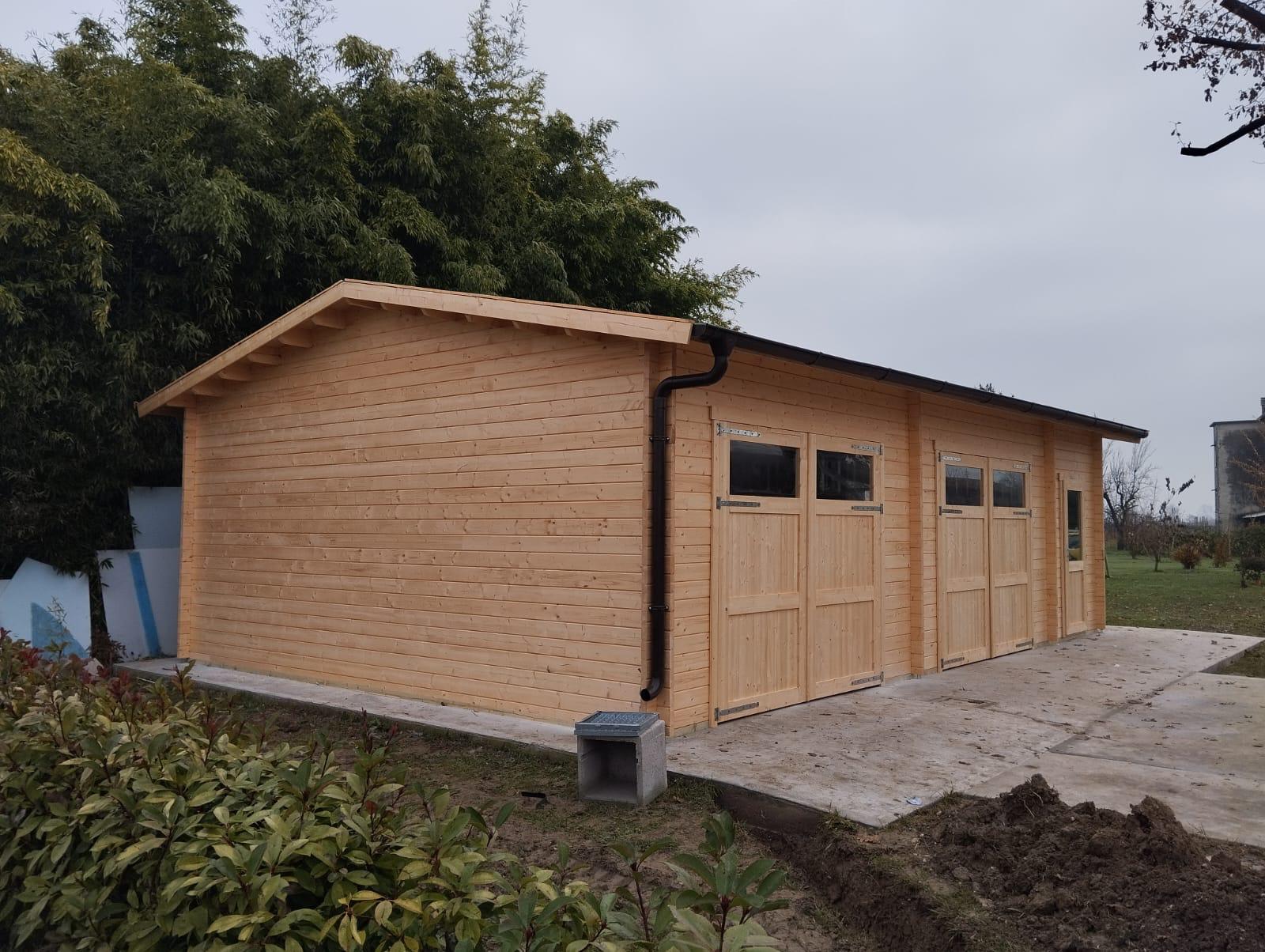 Garage in legno 6x9 (44mm)