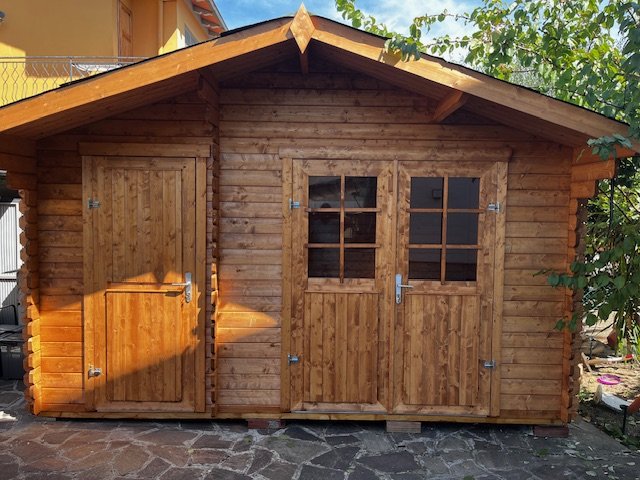 Casetta in legno 3,80x2,50 (4x2,5 - 28mm) a 2 vani