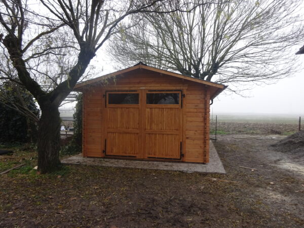 Garage in legno 3,5x5 (44mm) chiavi in mano