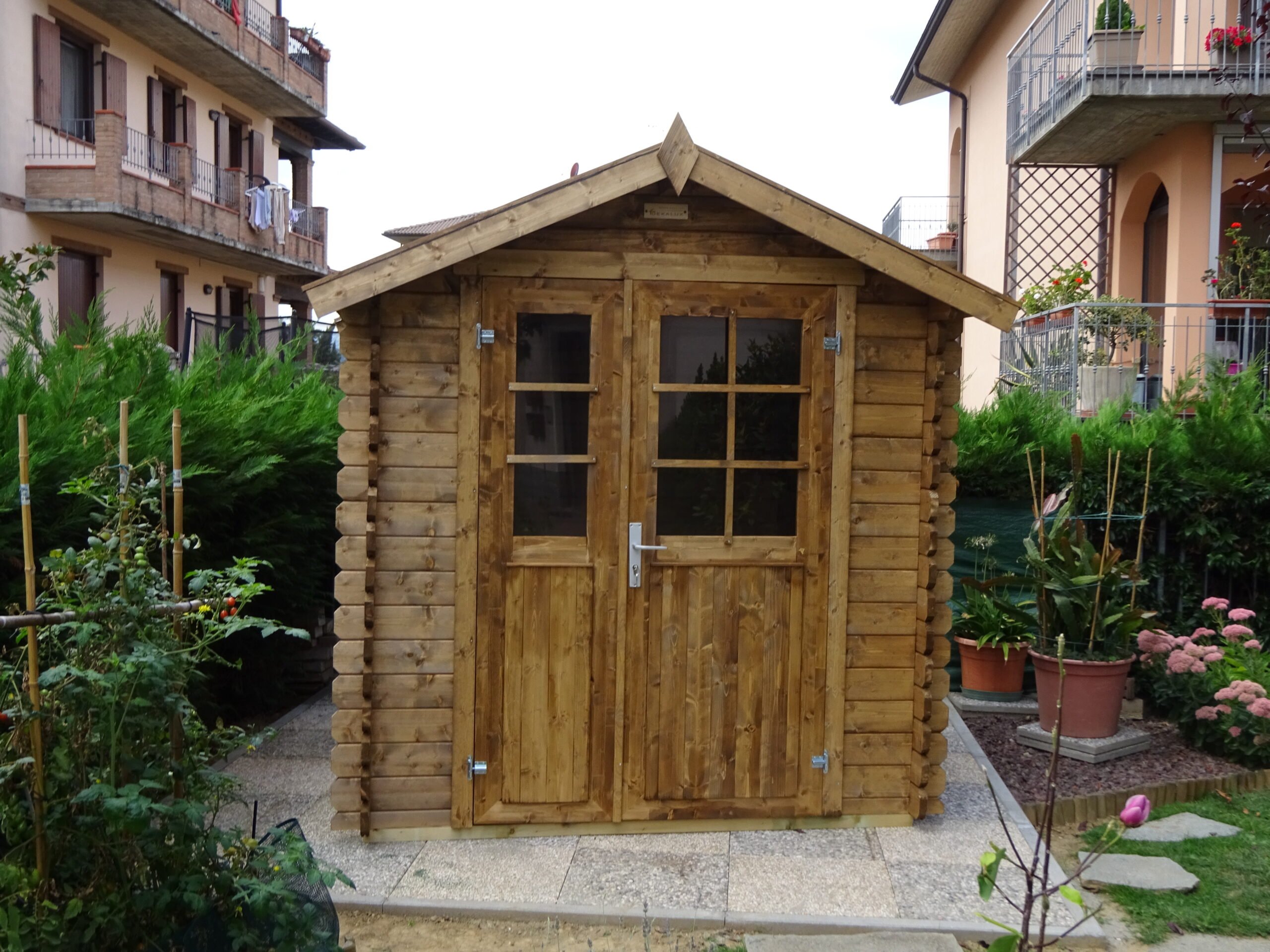 Casetta in legno 2x2 (1,9x1,9) - 28mm con porta doppia