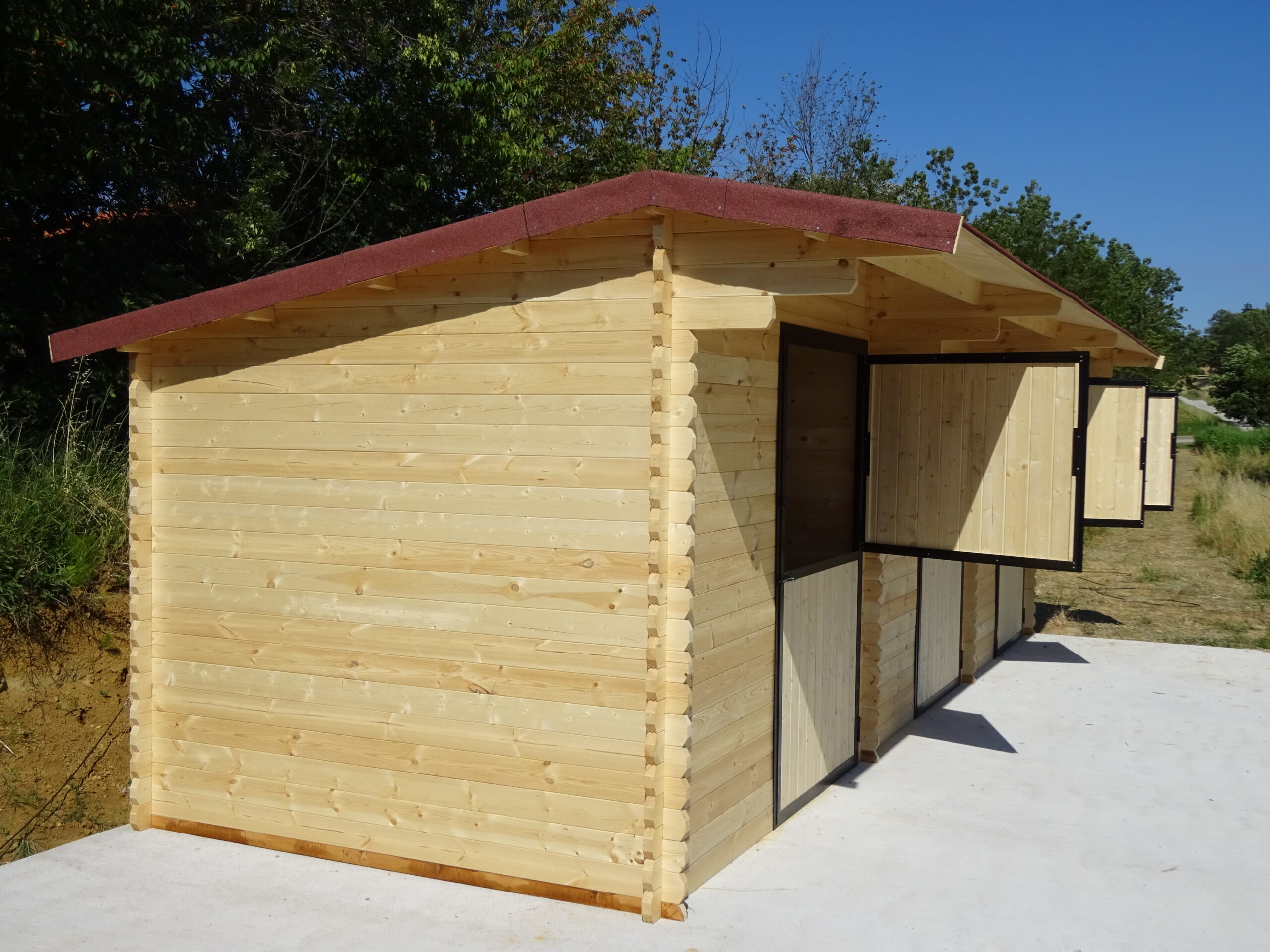 OFFERTA - Box cavalli triplo USATO
